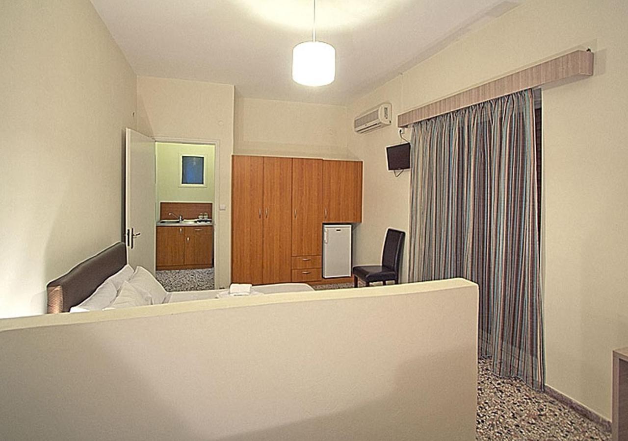 Galazia Nera * Agios Andreas (Messenia)